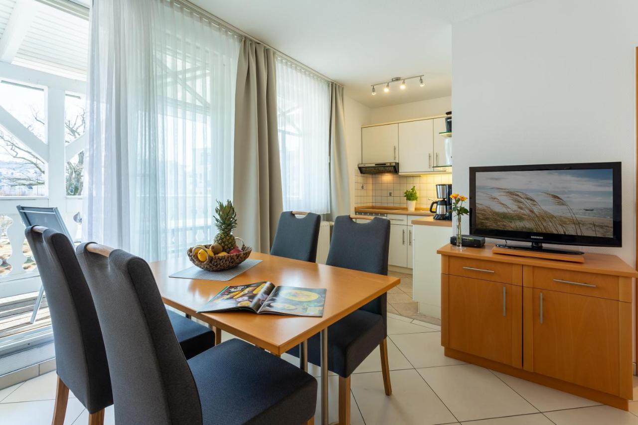 Haus Strandburg - Hinter Duene Und Meer Binz Exterior photo